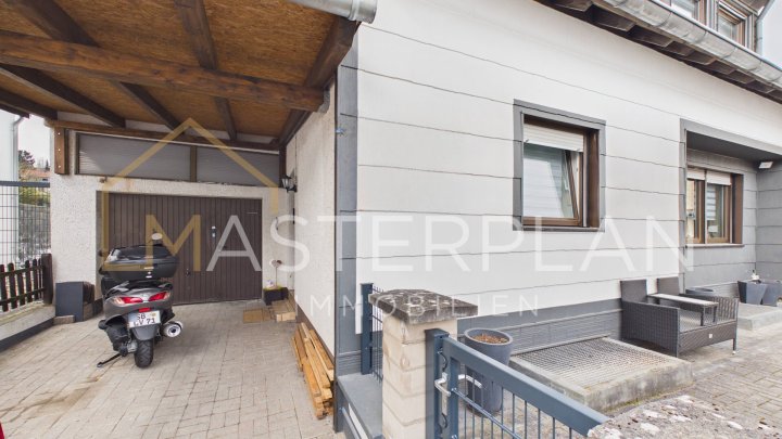 2 Wohnungen. 1 Traumgrundstück. Unzählige Möglichkeiten