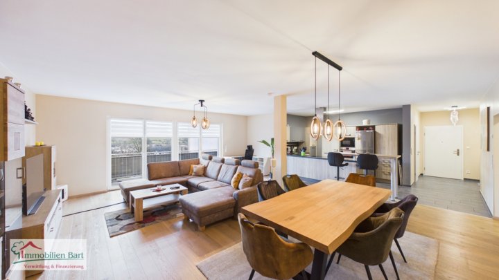 PALZEM (GRENZE LUXEMBURG): MODERNE, HELLE 120 M² WOHNUNG / 2 SCHLAFZIMMER / BALKON