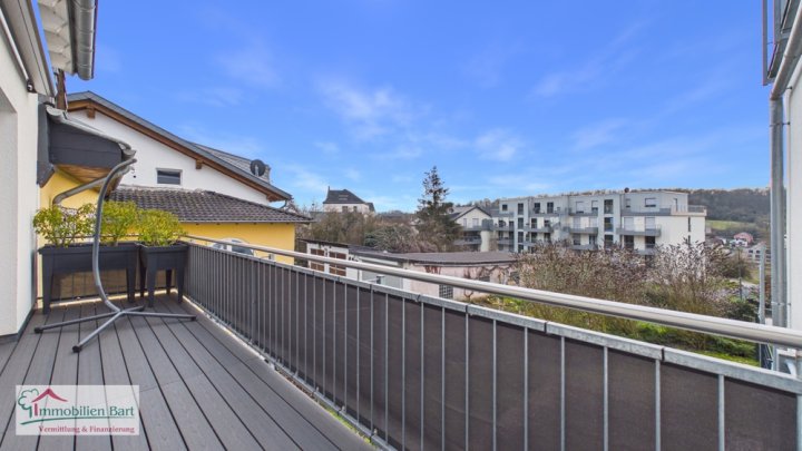 PALZEM (GRENZE LUXEMBURG): MODERNE, HELLE 120 M² WOHNUNG / 2 SCHLAFZIMMER / BALKON