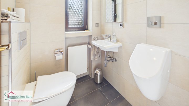 GRENZNÄHE: BUNGALOW MIT EINLIEGERWOHNUNG IN TOP WOHNLAGE MIT FERNSICHT!