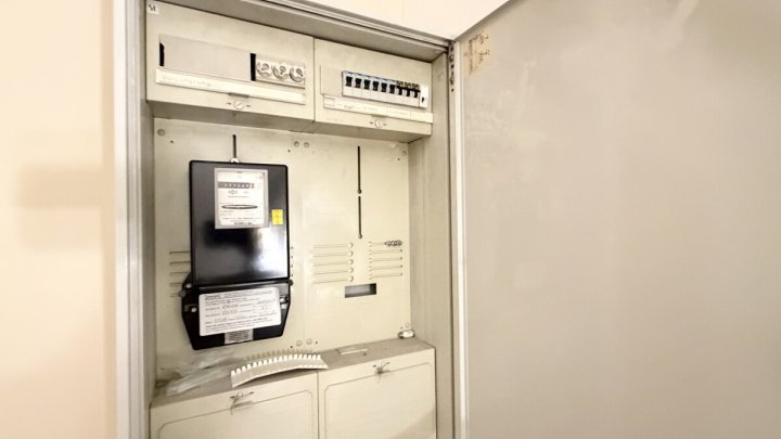 Freistehendes Einfamilienhaus mit Garten & Stellplätzen in Quierschied