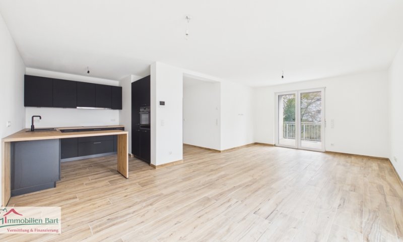 GRENZE LUXEMBURG: NEUE WOHNUNG MIT BALKON UND 33 M² GARAGE!