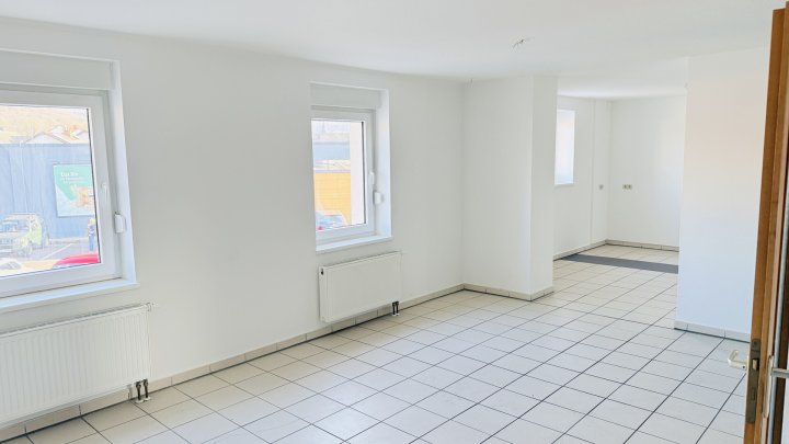 Attraktive und gut geschnittene 3 ZKB-Wohnung in zentraler Lage von Siersburg zu vermieten