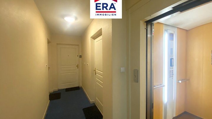 OHNE VERMITTLUNGSGEBÜHREN - EIGENTUMSWOHNUNG MIT BALKON IM ZENTRUM VON SARREGUEMINES/FR, NÄHE SB