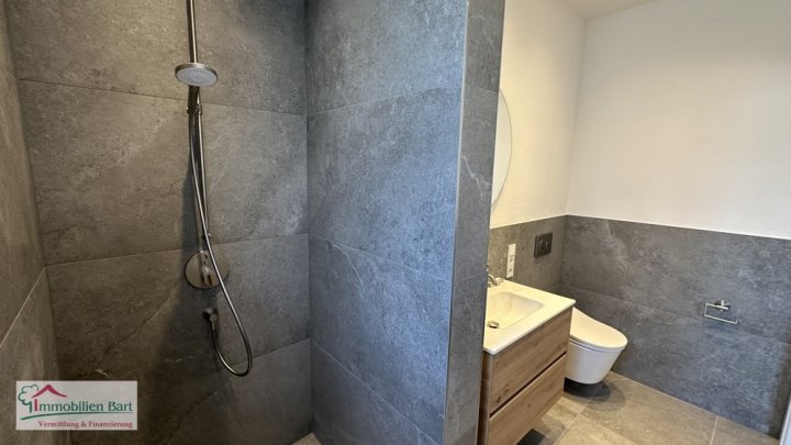 !NEUES PENTHOUSE DIREKT AN DER GRENZE LUXEMBURG!