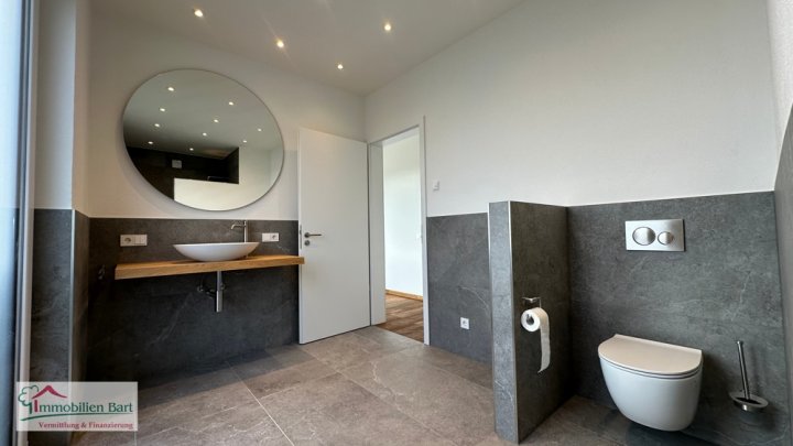 !NEUES PENTHOUSE DIREKT AN DER GRENZE LUXEMBURG!