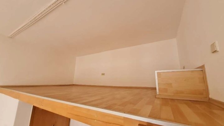 Vermietetes Wohn- und Geschäftshaus mit 12 Einheiten,  Top-Rendite in guter Lage