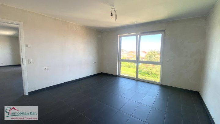 GRENZNÄHE LUXEMBURG: ERSTBEZUG! NEUE PENTHOUSEWOHNUNG IN ORSCHOLZ