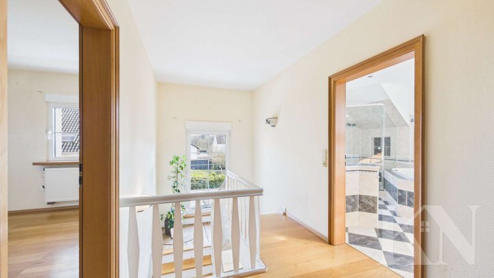 Besonderes, hochwertiges Einfamilienhaus mit 1.504 m² Grundstück in Habkirchen!