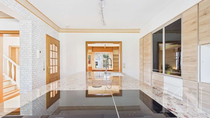 Besonderes, hochwertiges Einfamilienhaus mit 1.504 m² Grundstück in Habkirchen!