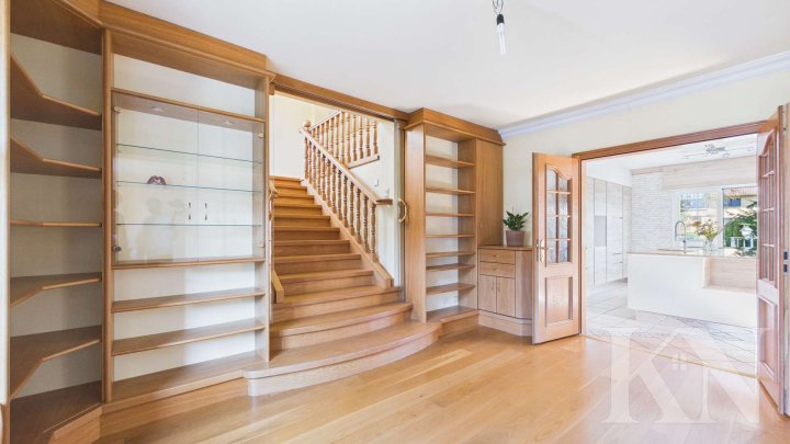 Besonderes, hochwertiges Einfamilienhaus mit 1.504 m² Grundstück in Habkirchen!