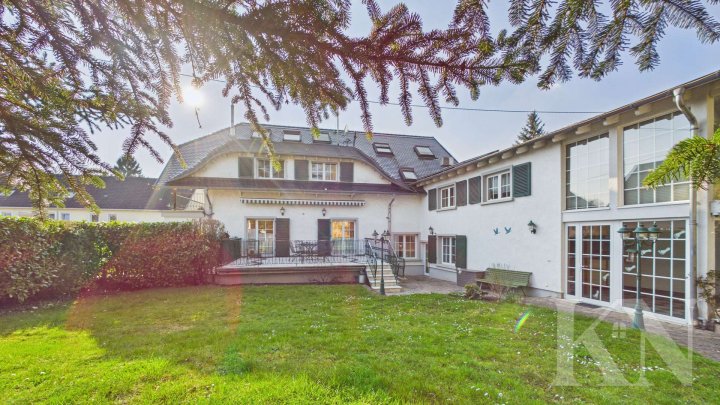 Besonderes, hochwertiges Einfamilienhaus mit 1.504 m² Grundstück in Habkirchen!