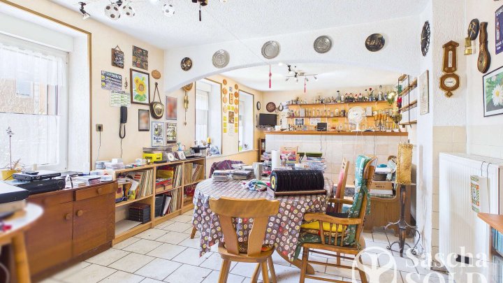 Kleines Handwerkerhaus in Elversberg mit Garten, Terrasse, Stellplatz & beheiztem Partyraum