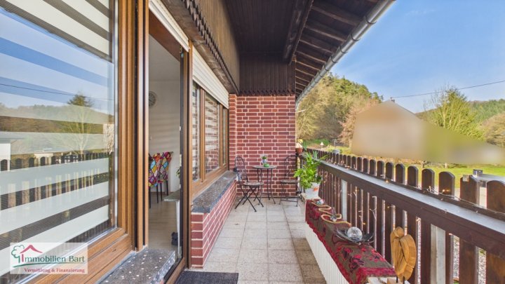 GRENZNÄHE: BUNGALOW IN IDYLLISCHER WALDRANDLAGE