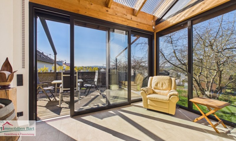 GRENZE L-REMICH: NEUWERTIGES BIO-SOLARHAUS IN TOP LAGE VON PERL-BESCH