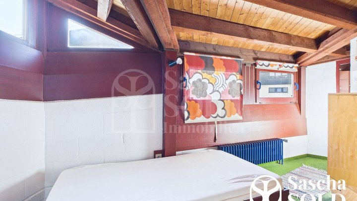 Architekturjuwel mit Galerie, Terrassen und kreativer Seele in ruhiger Bestlage von Dudweiler