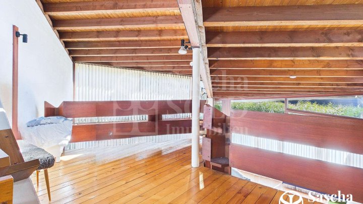 Architekturjuwel mit Galerie, Terrassen und kreativer Seele in ruhiger Bestlage von Dudweiler