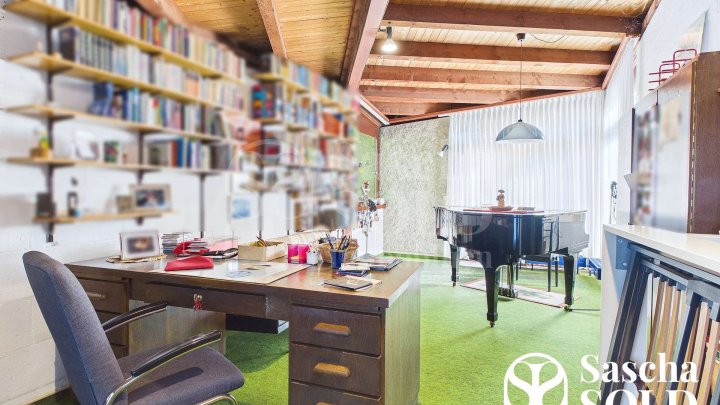 Architekturjuwel mit Galerie, Terrassen und kreativer Seele in ruhiger Bestlage von Dudweiler