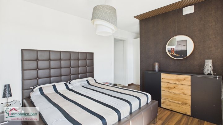 GRENZE L-WORMELDANGE: TOLLES WOHNHAUS / TOLLES GRUNDSTÜCK / 2 BÄDER / GROSSE GARAGE / TOP LAGE!