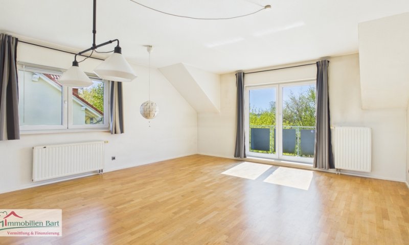 DIREKT AN DER LUXEMBURGISCHEN GRENZE: 80 M² WOHNUNG / 2 SCHLAFZIMMER / 2 GARAGEN