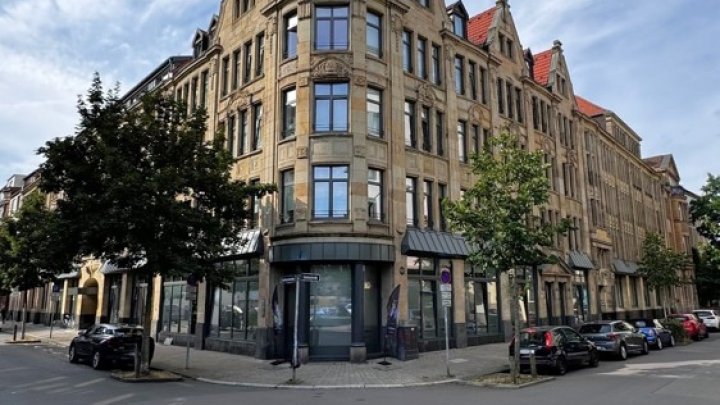 Sanierte 2,5-ZKB mit EBK am Beethovenplatz, perfekte City-Lage