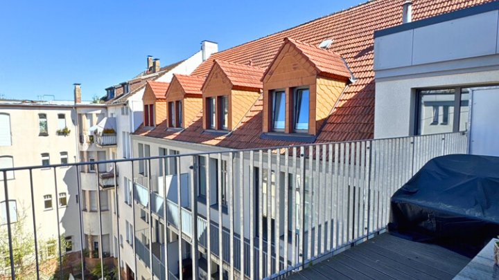 Sanierte 2,5-ZKB mit EBK am Beethovenplatz, perfekte City-Lage