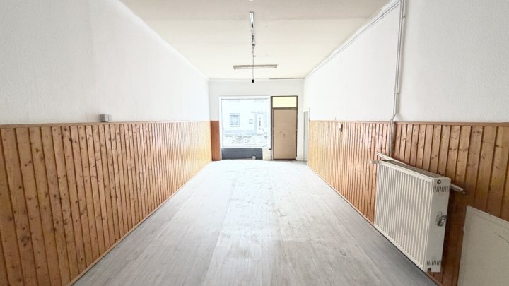 Großzügiges Einfamilienhaus mit Garten in Wallerfangen-St. Barbara