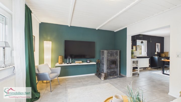 MERZIG: CHARMANTES WOHNHAUS IN WALDRANDLAGE / GARAGE/ TERRASSE / WALDZUGANG