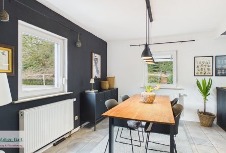 Küche mit Essbereich 