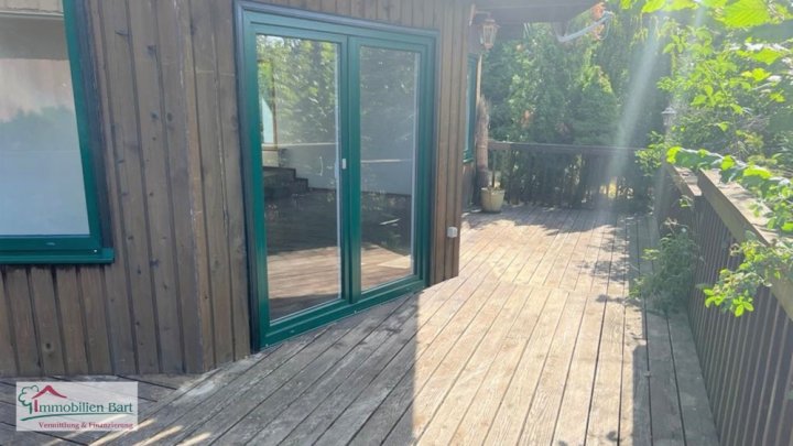 AN DER A8 ! GEWERBEBETRIEB AUF 2800 M² GRUNDSTÜCK!