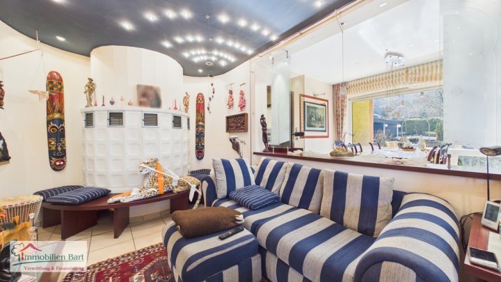 NATUR PUR!

EXKLUSIVES ANWESEN IN GRENZNÄHE VON LUXEMBOURG!