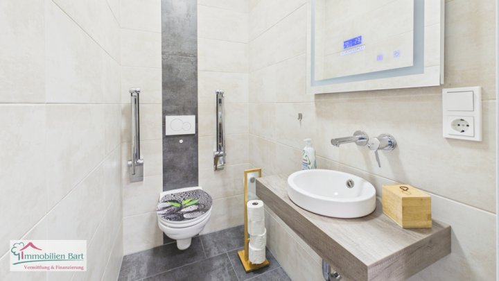 PALZEM (GRENZE LUXEMBURG): MODERNE, HELLE 120 M² WOHNUNG / 2 SCHLAFZIMMER / BALKON