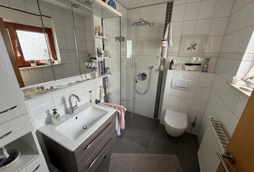 Duschbad EG