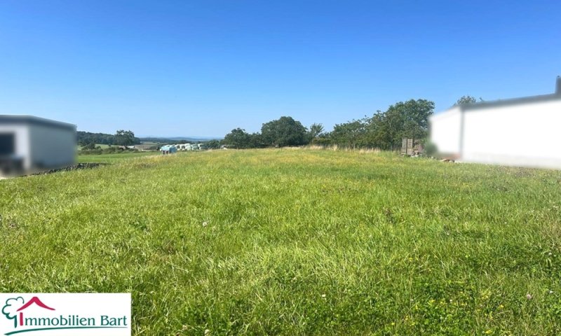 GRENZNÄHE: 21 AR BAUGRUNDSTÜCK IN TOP LAGE!