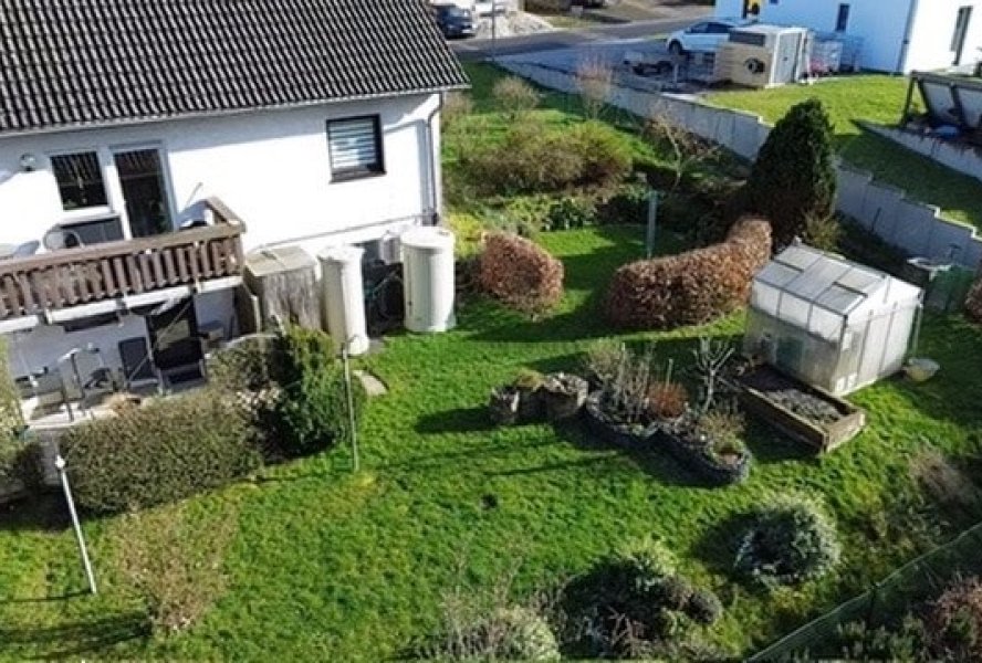 Rückseite inkl. Garten