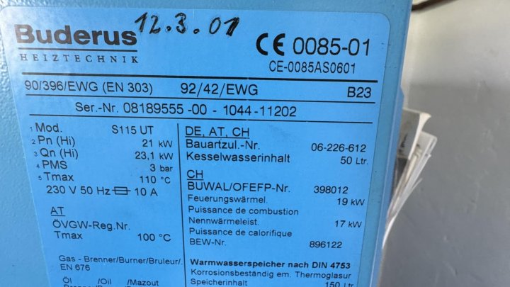 Wohnen über der Mosel: Modernisiertes Doppelangebot mit großem Grundstück