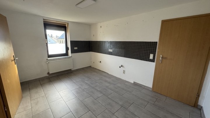 Charmantes und modernisiertes Einfamilienhaus mit großer Scheune