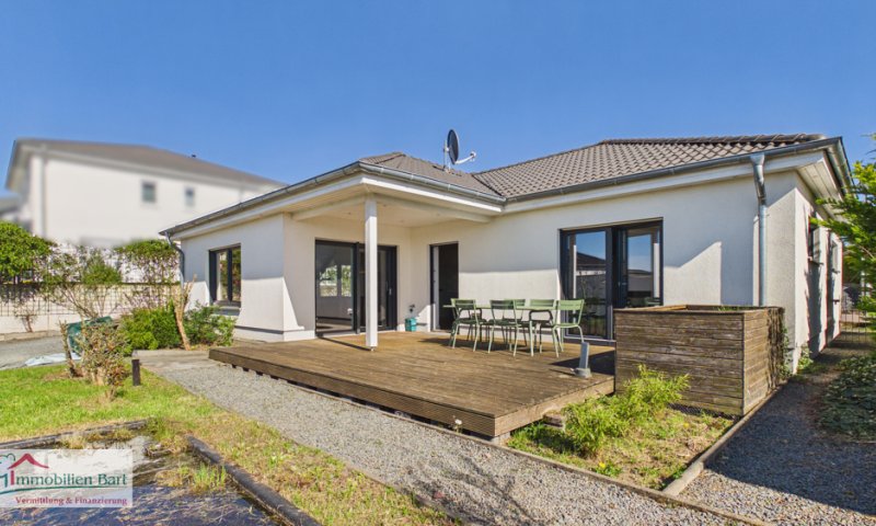 GRENZNÄHE LUXEMBURG: A+ BUNGALOW VON 2017 IN TOP-WOHNLAGE!