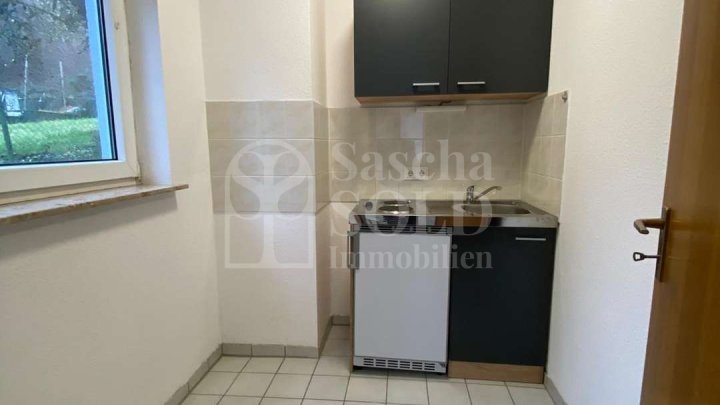 Renovierte 1-Zimmer-Wohnung in gepflegtem Mehrfamilienhaus in zentraler Lage von Saarbrücken-Scheidt