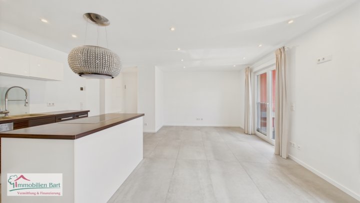 WOHNUNG MIT GARAGE / SOFORT VERFÜGBAR / GRENZE L-REMICH