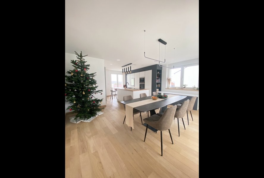 Küchen- und Essbereich