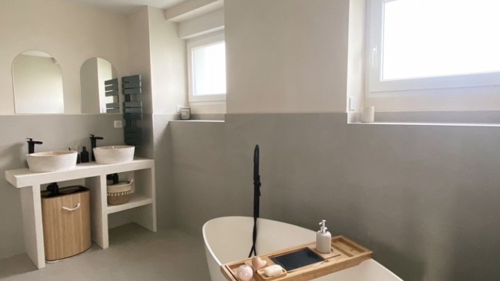 Luxuriös saniertes freistehendes Familiendomizil auf großem Grundstück in Spicheren