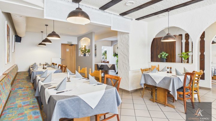 Renditeobjekt in Völklingen-Geislautern: Wohn- und Geschäftshaus mit Restaurant und 3 Wohneinheiten