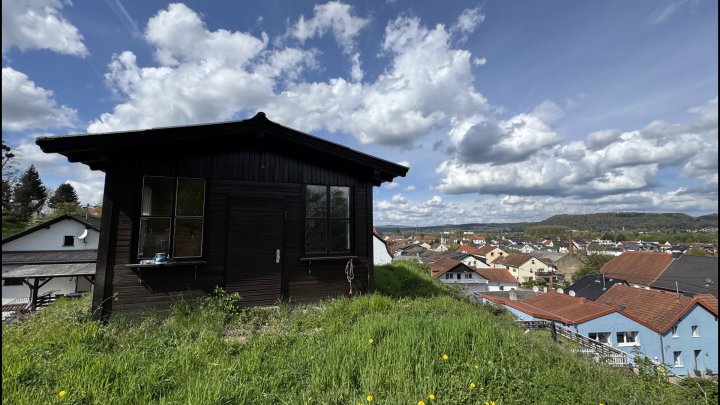 Wohnen mit Weitblick  - Kernsanierte Altbauvilla mit Charme in Merzig - Hilbringen