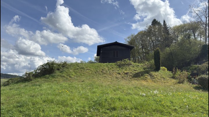 Wohnen mit Weitblick  - Kernsanierte Altbauvilla mit Charme in Merzig - Hilbringen