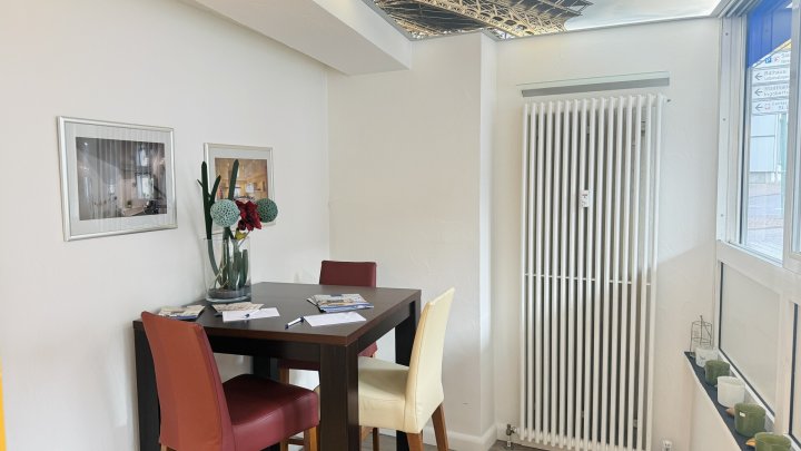 Moderne Gewerbefläche mit Galerie, Wintergarten & Top-Ausstattung im Zentrum von St. Ingbert