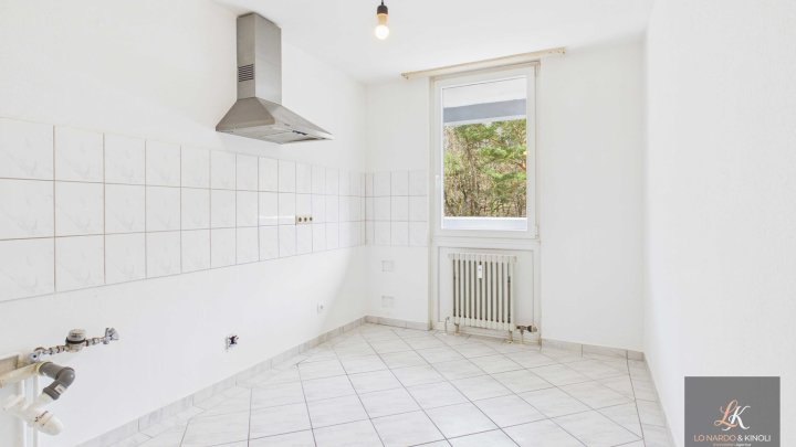 Gepflegte 2-Zimmer-Wohnung mit Balkon in Homburg nähe Uni-Klinik