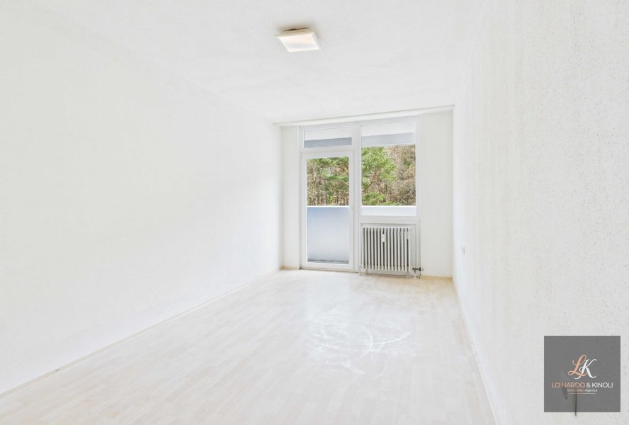Gepflegte 2-Zimmer-Wohnung mit Balkon in Homburg nähe Uni-Klinik