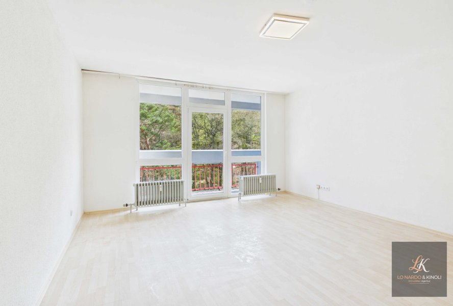 Gepflegte 2-Zimmer-Wohnung mit Balkon in Homburg nähe Uni-Klinik