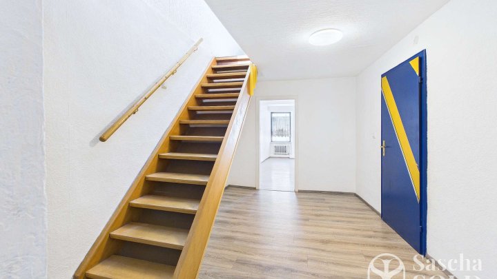 Zentrales Reihenmittelhaus mit zwei Wohneinheiten in St. Ingbert für Eigennutzer und Kapitalanleger